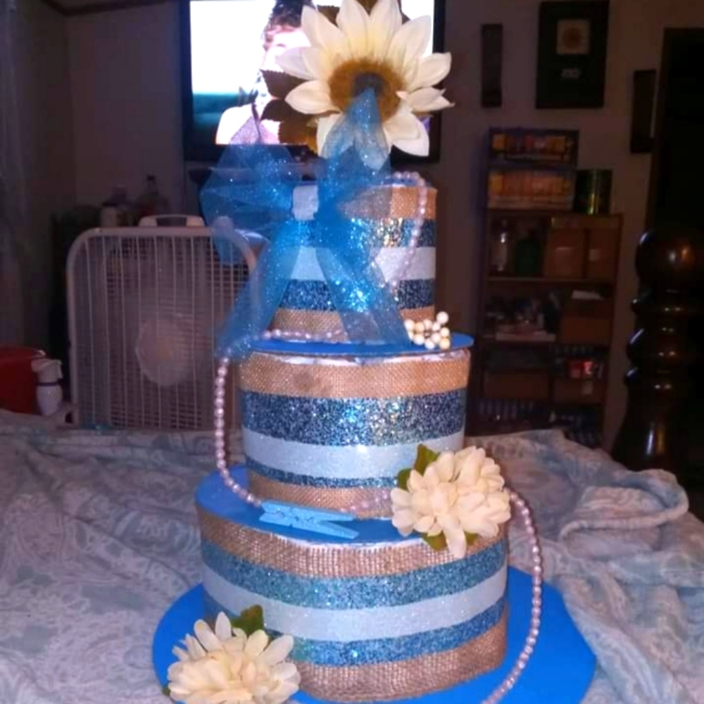 Diaper cake